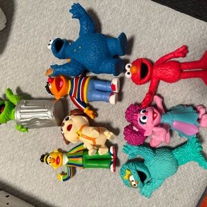 Sesame Street larger characters from sesame place